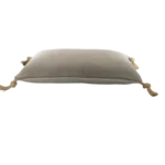 Eightmood – Hella, púði með fjaðrafyllingu