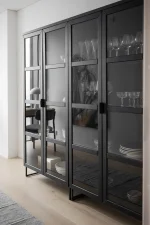 Rowico – Everett skápur svört eik/black/glass - Image 5