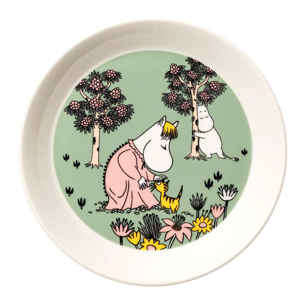 1082630_Moomin_plate_19cm_LovingCare_1200x Moomin - Diskur 19cm Loving Care - Image 1