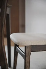 Rowico – Rodham borðstofustóll brún eik-beige áklæði - Image 6