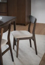 Rowico – Rodham borðstofustóll brún eik-beige áklæði - Image 4