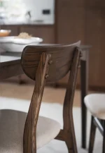 Rowico – Rodham borðstofustóll brún eik-beige áklæði - Image 5